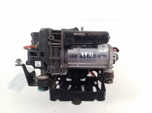 Porsche Cayenne (92A) (2017–2026) Luftfederung Kompressor 4M0616005H - 3