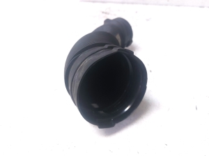 AUDI A4 B9 (2015–2026) Pipe 04L129661B - 3