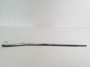 Aizmugurējo sānu durvju stikla ārējā līste - A2477351700