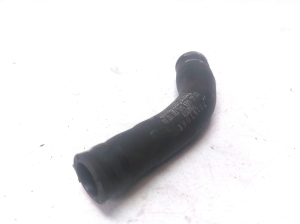 AUDI A4 B9 (2015–2026) Durite 04L121157AA - 2