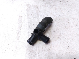 Tuyau - 8W0121087