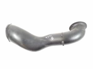   Air intake hose  - 7P5129752B 