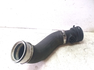 Volkswagen Transporter T5 (2003–2015) Intercooler hose 7H0145958D - 4
