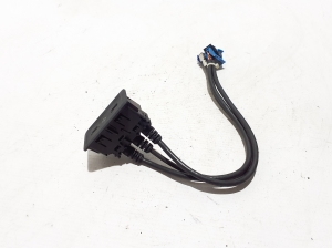 Mercedes Benz EQS 297 (2021–2026) USB-pesa A2978202801 - 2