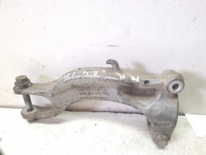 AUDI A4 B9 (2015–2026) Front shock absorber bracket 8W0413038 - 4