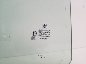 BMW X3 F25 (2010–2017) Aizmugurējo sānu durvju stikls - 3