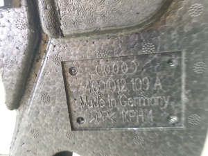 AUDI A7 (2010–2018) Tööriistakast pakiruumis ja selle osad 4G0012109A - 2