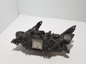 RENAULT Talisman II (2015–2026) Esituli 260606722R - 2