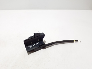   Rear side door lock  - 825031922R 