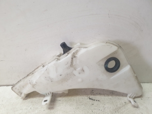 AUDI A7 (2010–2018) Front washer fluid reservoir 4G8955451 - 6
