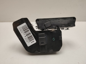 Mercedes Benz C-Class 204 (2007–2014) Front seat control switch A2048704258 - 4