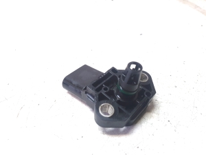 AUDI A7 (2010–2018) Mass air flow sensor 03G906051E - 2