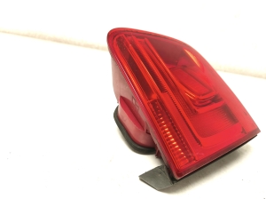 Volkswagen Tiguan (2007–2016) Tagatuli tagaluugil 5N0945094H - 5
