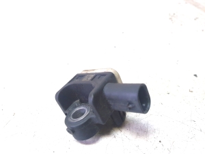 AUDI A7 (2010–2018) Airbagsensor 4H0959651A - 3