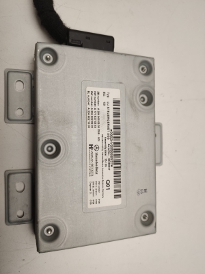 Mercedes Benz C-Class 204 (2007–2014) Multimedia control module A2049000300 - 4