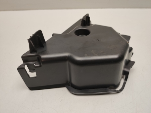 Mercedes Benz C-Class 204 (2007–2014) Muu kaitse A2046891308 - 5