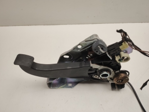 Mercedes Benz C-Class 204 (2007–2014) Seisupiduri pedaal A2044200484 - 3