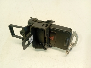 VOLVO V40 (2012–2019) Ignition switch 30659639 - 4