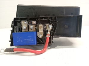 VOLVO V40 (2012–2019) Fuse boxes 31409155 - 3