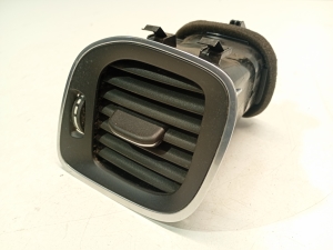 VOLVO V40 (2012–2019) Dashboard air vent grilles 1281851 - 4
