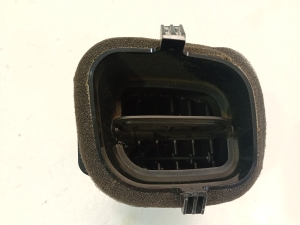 VOLVO V40 (2012–2019) Dashboard air vent grilles 1281851 - 5