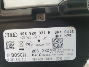 Instrument cluster - 4G8920931N