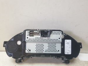 AUDI A7 (2010–2018) Instrument cluster 4G8920931N - 3