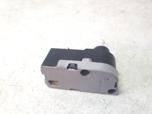 AUDI A4 B9 (2015–2026) Headlight leveling motor 1J0941295E - 4