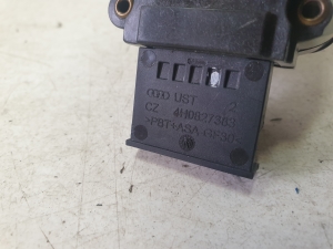 AUDI A7 (2010–2018) Trunk lid soft-close actuator 4H0827383 - 2