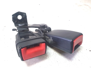 Rear seat belt buckle - 4G0857739989