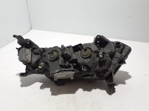 RENAULT Koleos (2016–2026) Headlight 260600731R - 4