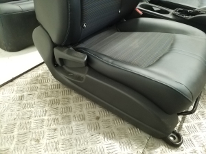 NISSAN Leaf II (2017–2026) Salons un tā detaļas - 7