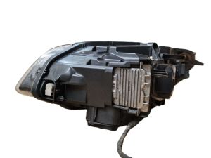 VOLVO XC60 (2008–2017) Scheinwerfer vorne 31420250 - 2