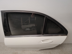 Mercedes Benz C-Class 204 (2007–2014) Tagumised küljeuksed A2047302100 - 8