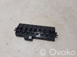 Dacia Duster (2017–2024) Other switch 283E82190R - 2