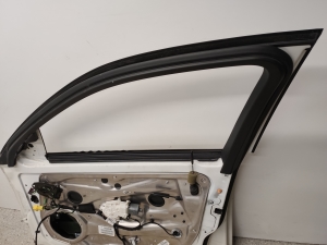 Mercedes Benz C-Class 204 (2007–2014) Priekšējās durvis A2047206000 - 8