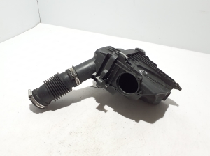 RENAULT Captur (2019–2026) Luftfiltergehäuse 165004357R - 3