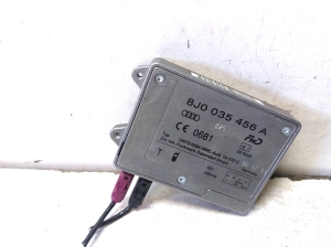 AUDI A7 (2010–2018) Antenna amplifier 8J0035456A - 3