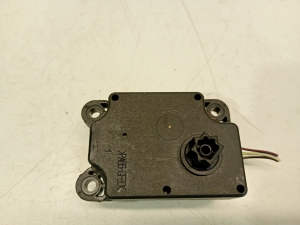 VOLVO V40 (2012–2019) Heater flap actuator 4n5h19e616 - 4