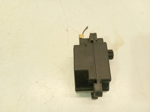 VOLVO V40 (2012–2019) Heater flap actuator 4n5h19e616 - 5