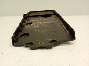 VOLVO V40 (2012–2019) Battery holder 31301934 - 2