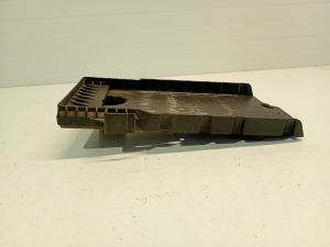 VOLVO V40 (2012–2019) Battery holder 31301934 - 3