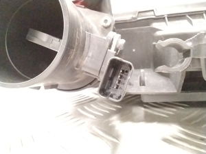 Citroen C4 Picasso (2013–2018) Luftfiltergehäuse 9673061080 - 7