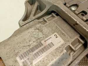 VOLVO V40 (2012–2019) Steering shaft universal joint 13111120 - 5