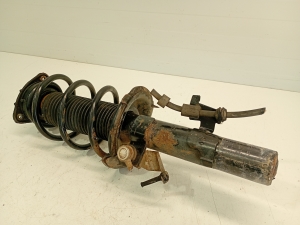 VOLVO V40 (2012–2019) Front shock absorber and its components 31406828 - 5