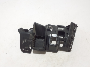 Aizmugurējā bampera kronšteins - A2978850204