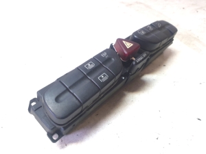 Mercedes Benz C-Class 203 (2000–2007) Hazard light switch 2038205510 - 2