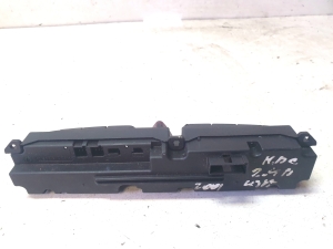 Mercedes Benz C-Class 203 (2000–2007) Hazard light switch 2038205510 - 3