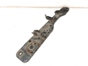 NISSAN Qashqai (2013–2021) Esimese põiktala osa radiaatorite all 544104EA1B - 4