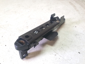 AUDI A7 (2010–2018) Seat belt height adjuster 8T8857833 - 2